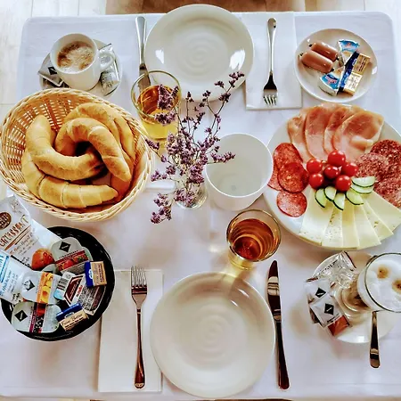 Μοτέλ Zankapu -hotel For You- Adult & Bike Friendly 3-room With Local Wine, Terrace & Kali-medence Experience