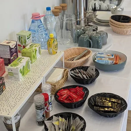 Μοτέλ Zankapu -hotel For You- Adult & Bike Friendly 3-room With Local Wine, Terrace & Kali-medence Experience Zánka