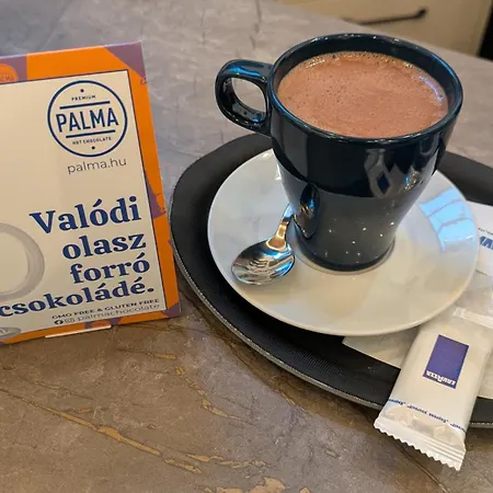 Μοτέλ Zankapu -hotel For You- Adult & Bike Friendly 3-room With Local Wine, Terrace & Kali-medence Experience Zánka