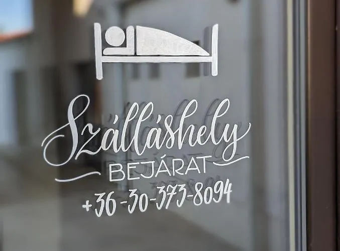 Zánkapu -hotel For You- Adult&bike Friendly 3-room With Local Wine, Terrace&káli-medence Experience Motel Zánka