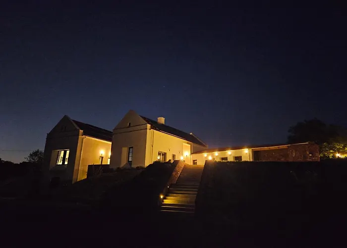 Zánkapu -hotel For You- Adult&bike Friendly 3-room With Local Wine, Terrace&káli-medence Experience Motel