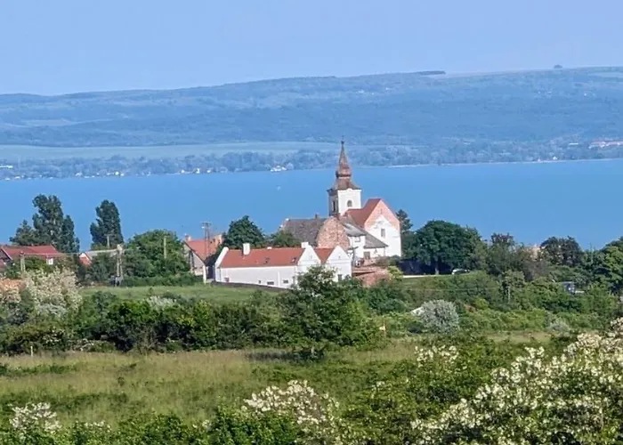 Zánkapu -hotel For You- Adult&bike Friendly 3-room With Local Wine, Terrace&káli-medence Experience *