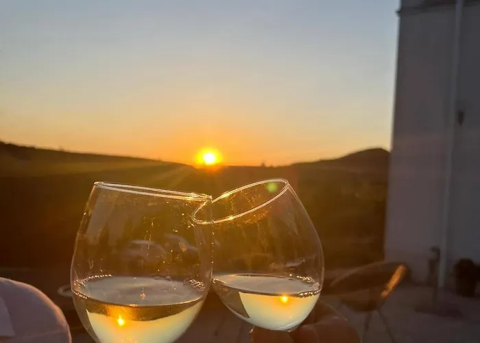 Zánkapu -hotel For You- Adult&bike Friendly 3-room With Local Wine, Terrace&káli-medence Experience Motel